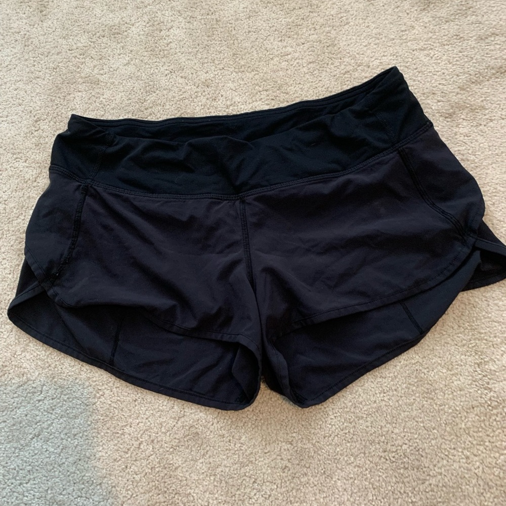 LuLuLemon Black Shorts Size 8 T3